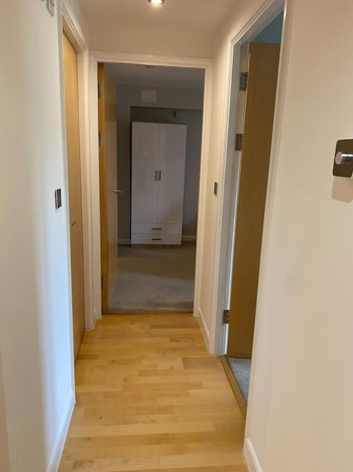 Modern Apartment, Fistral Beach New Quay エクステリア 写真