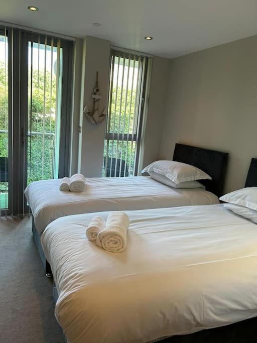 Modern Apartment, Fistral Beach New Quay エクステリア 写真